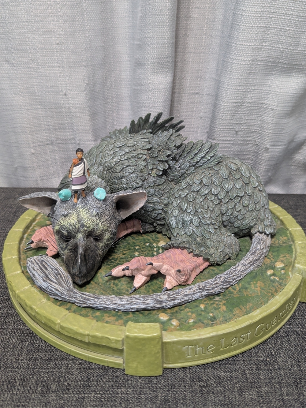 Sony The Last Guardian PS4 Collectors Edition Trico Statue Figure with Boy 10”